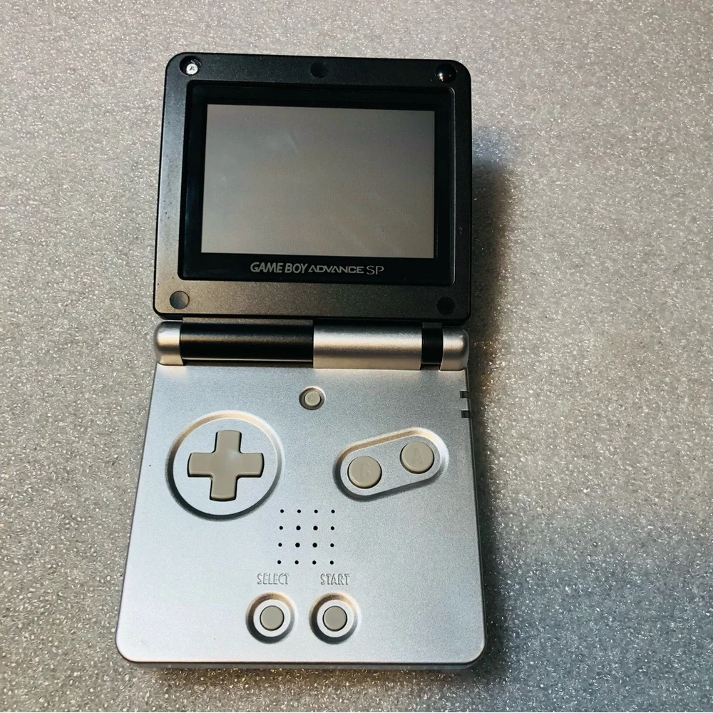 Nintendo Gameboy Advance SP Limited Edition Platinum & Onyx AGS-001 W/ 4 Games